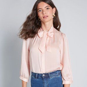 Modcloth The HBIC Blouse in Blush Size L